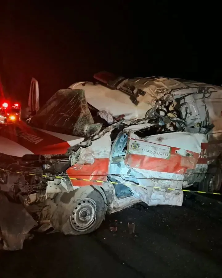 Acidente com ambulância mobiliza equipes de resgate e termina em tragédia na BR-354